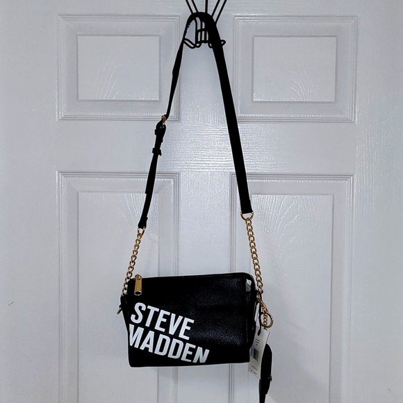 Steve Madden Handbags - Steve Madden Blexi crossbody Bag